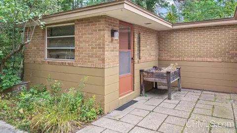 Exterior - 5328 12th, Escanaba, MI 49829 photo 5 of 9