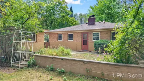 Exterior - 5328 12th, Escanaba, MI 49829 photo 3 of 9