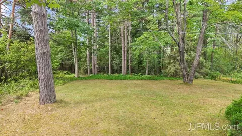Exterior - 5328 12th, Escanaba, MI 49829 photo 8 of 9