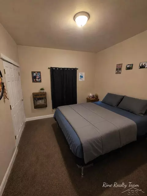 Bedroom - 2561 E Mnr, Au Gres, MI 48703 photo 3 of 4