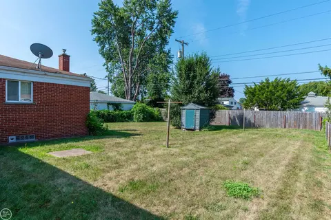 Exterior - 24923 Blackmar, Warren, MI 48091 photo 3 of 3