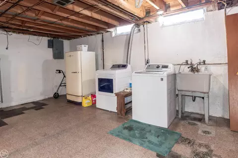 Other - 24923 Blackmar, Warren, MI 48091 photo 3 of 6