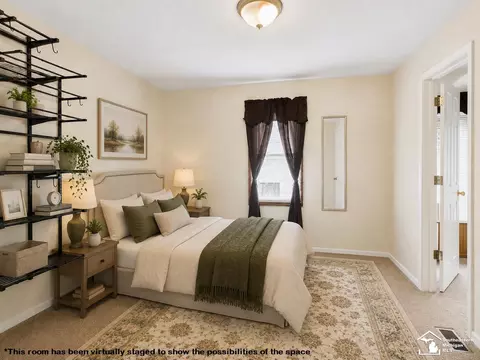 Bedroom - 1706 Hemlock, Monroe, MI 48162 photo 2 of 6