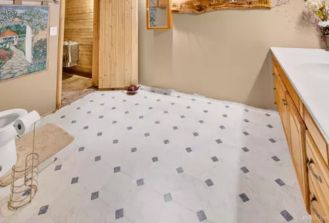 Bath - 1675 Ellsworth, Ishpeming, MI 49849 photo 4 of 5