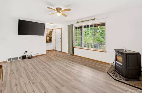 Living - 1675 Ellsworth, Ishpeming, MI 49849 photo 2 of 2