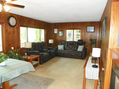 Living - 3373 Lakeview, Harrison, MI 48625 photo 1 of 1