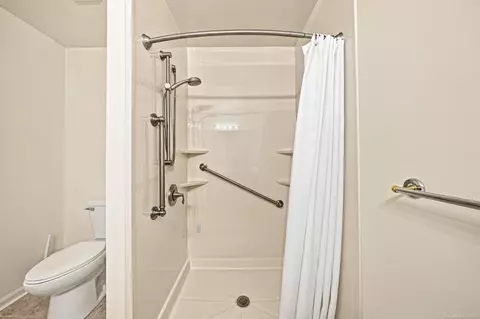 Bath - 9378 Rayna, Davison, MI 48423 photo 2 of 4