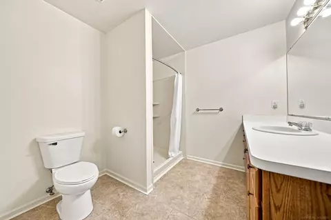 Bath - 9378 Rayna, Davison, MI 48423 photo 1 of 4