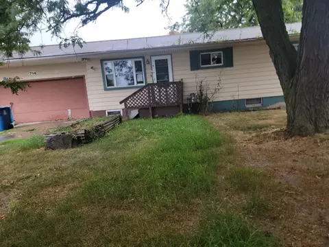 714 W Nebobish, Essexville, MI 48732