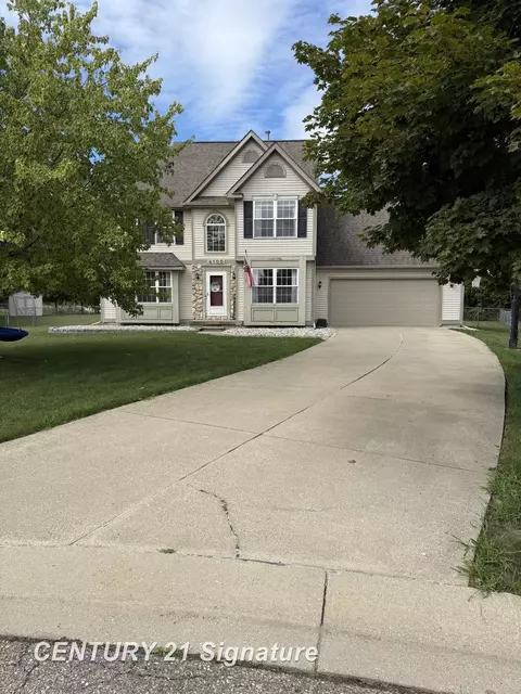 4100 Big Rock, Grand Blanc, MI 48439