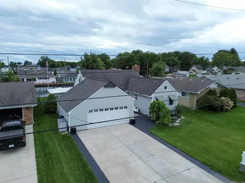 View/Area - 139 Channelsyde, Algonac, MI 48001 photo 4 of 13