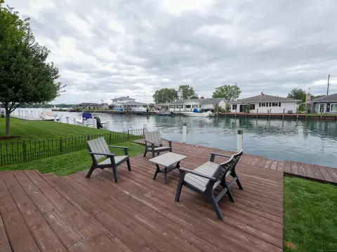 Exterior - 139 Channelsyde, Algonac, MI 48001 photo 2 of 8