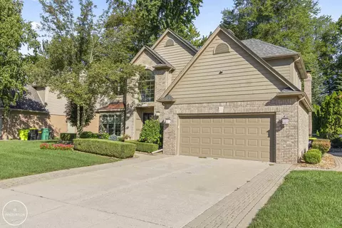 20417 Windham, Macomb, MI 48044 photo 3