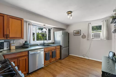 Kitchen - 1104 Sunset, Tecumseh, MI 49286 photo 1 of 4