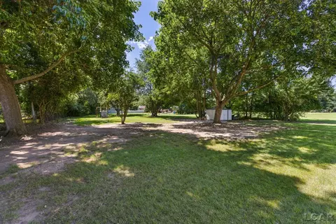 Exterior - 1104 Sunset, Tecumseh, MI 49286 photo 6 of 7
