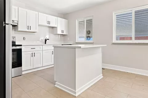 Kitchen - 817 Dell, Flint, MI 48507 photo 3 of 6