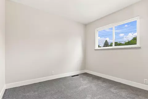 Bedroom - 817 Dell, Flint, MI 48507 photo 7 of 7