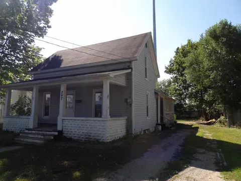 Exterior - 207 W 6th, Clare, MI 48617 photo 1 of 3