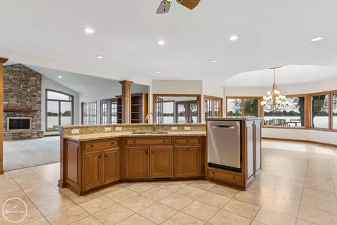 Kitchen - 9305 River, Algonac, MI 48001 photo 4 of 5