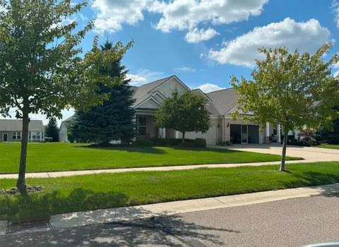 6547 Prairie Dunes, Grand Blanc, MI 48439