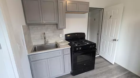 Kitchen - 1523 Saint Clair Riv, Algonac, MI 48001 photo 2 of 2