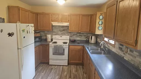 Kitchen - 5453 Darby, Gladwin, MI 48624 photo 1 of 1