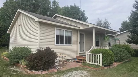Exterior - 5453 Darby, Gladwin, MI 48624 photo 3 of 16