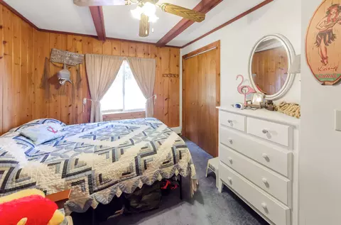 Bedroom - 5366 Jerry, Gladwin, MI 48624 photo 7 of 8