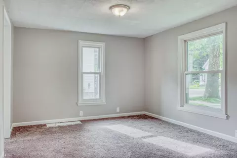 Living - 1003 Ryan, Owosso, MI 48867 photo 1 of 1