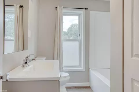 Bath - 1003 Ryan, Owosso, MI 48867 photo 1 of 1