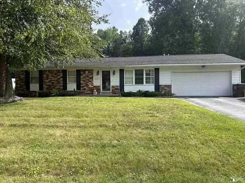 2727 Thunderbird, Lambertville, MI 48144