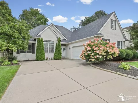 3498 Quail Holw, Lambertville, MI 48144