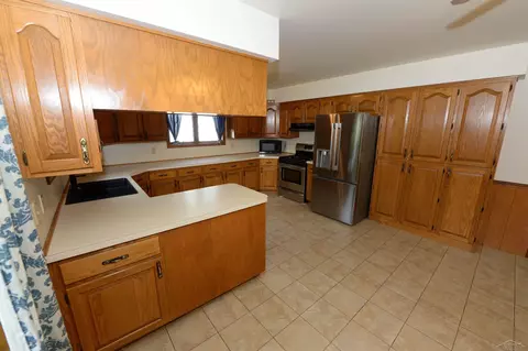 Kitchen - 514 S Main, Au Gres, MI 48703 photo 6 of 8
