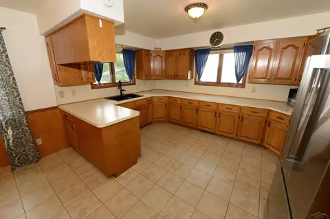 Kitchen - 514 S Main, Au Gres, MI 48703 photo 4 of 8
