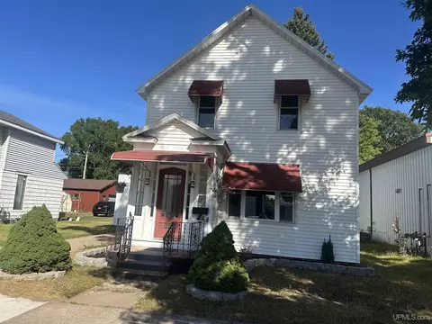 1017 River, Iron Mountain, MI 49801
