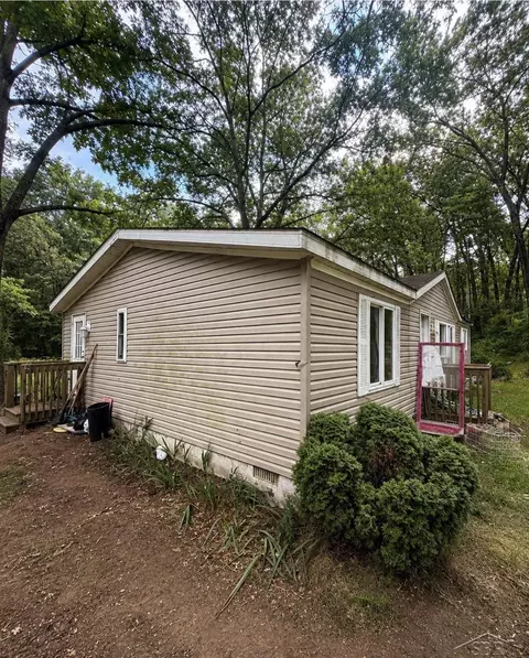 Exterior - 1021 52nd, Pullman, MI 49450 photo 3 of 9