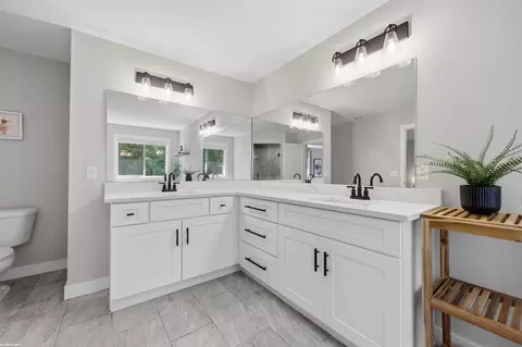 Bath - 19090 Brighton, Macomb, MI 48042 photo 2 of 8