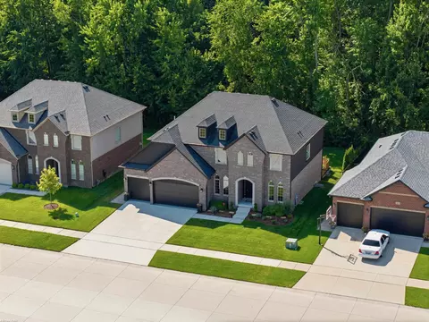 View/Area - 19090 Brighton, Macomb, MI 48042 photo 5 of 7