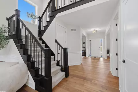 Entry Way - 19090 Brighton, Macomb, MI 48042 photo 1 of 1
