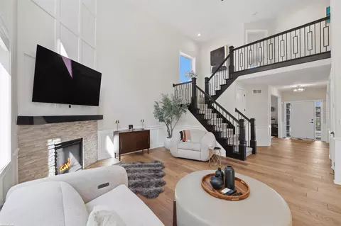 Living - 19090 Brighton, Macomb, MI 48042 photo 2 of 2