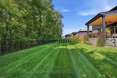 Exterior - 19090 Brighton, Macomb, MI 48042 photo 10 of 12