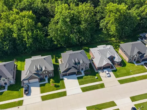 View/Area - 19090 Brighton, Macomb, MI 48042 photo 6 of 7