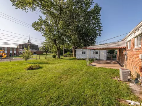 Exterior - 146 Theodore, Monroe, MI 48162 photo 5 of 10
