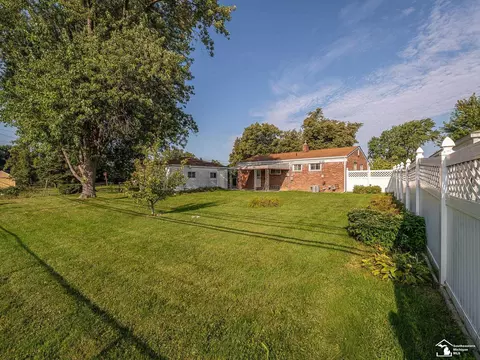 Exterior - 146 Theodore, Monroe, MI 48162 photo 6 of 10