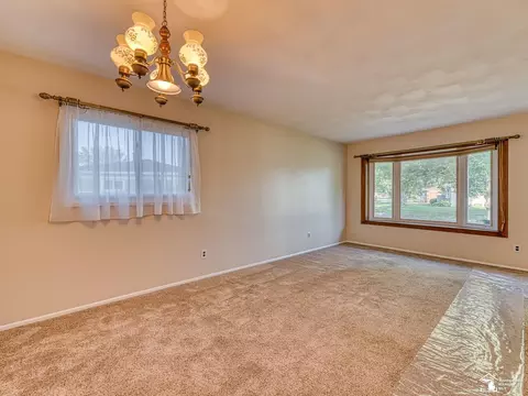 Living - 146 Theodore, Monroe, MI 48162 photo 3 of 6