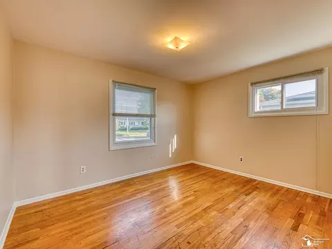 Bedroom - 146 Theodore, Monroe, MI 48162 photo 3 of 7