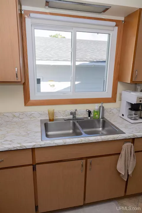 Kitchen - 1765 Ellsworth, Ishpeming, MI 49849 photo 4 of 6