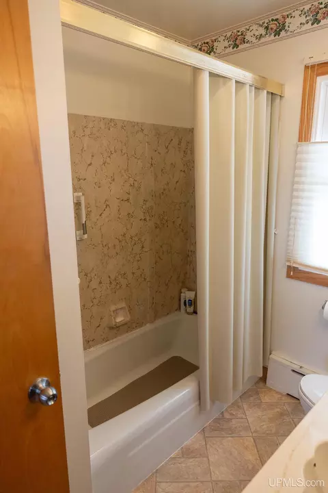Bath - 1765 Ellsworth, Ishpeming, MI 49849 photo 4 of 4