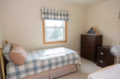 Bedroom - 1765 Ellsworth, Ishpeming, MI 49849 photo 4 of 8