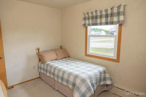 Bedroom - 1765 Ellsworth, Ishpeming, MI 49849 photo 5 of 8